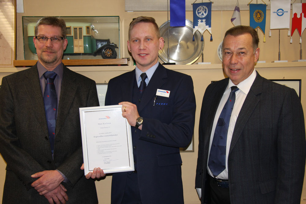 » Paunun kuljettaja Mats Karlsson valittu vuoden EB ammattilaiseksi